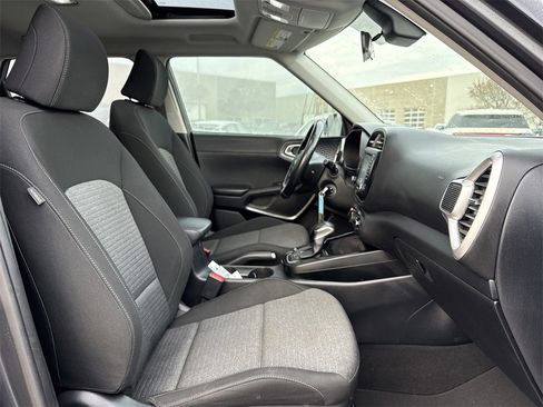 Used 2021 Kia Soul GT-Line image 16