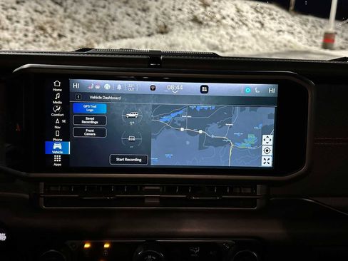 Used 2024 Jeep Wrangler Unlimited Rubicon w/ Capability Package image 33