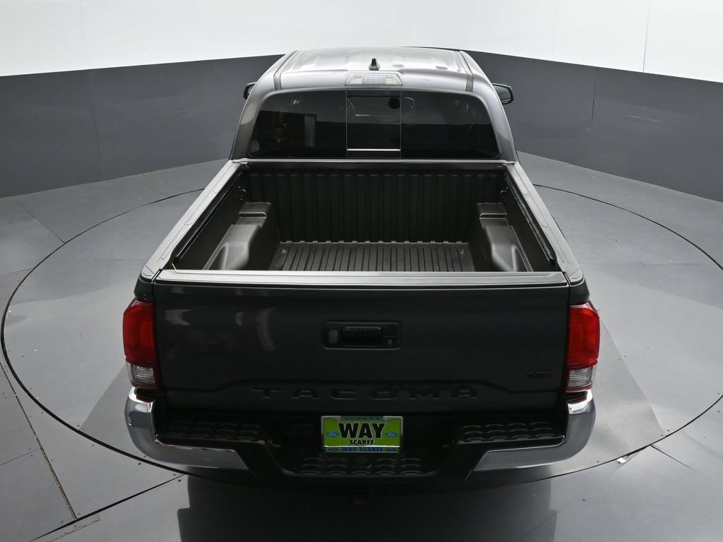 Used 2021 Toyota Tacoma SR5 RWD image 38