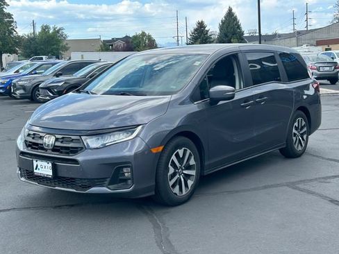 Used 2025 Honda Odyssey EX-L image 7