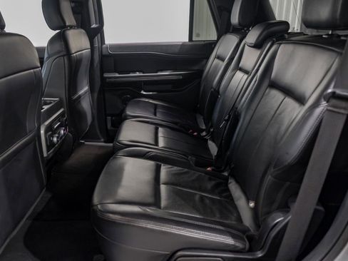 Used 2020 Ford Expedition XLT w/ Equipment Group 202A image 38