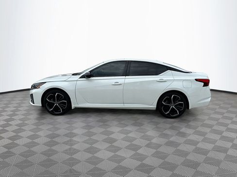 Used 2024 Nissan Altima 2.5 SR image 7