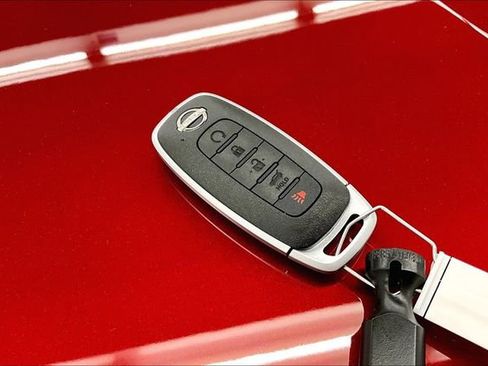 New 2026 Nissan Pathfinder SL image 14