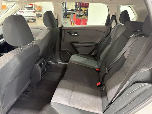 Used 2023 Nissan Rogue SV FWD image 26