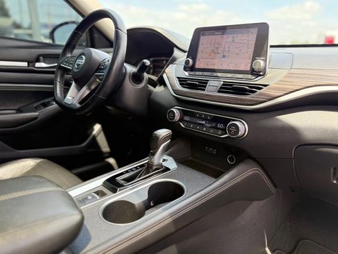 Used 2019 Nissan Altima 2.5 Platinum FWD image 22