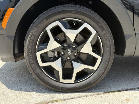 Used 2024 Hyundai Santa Cruz Limited AWD/4WD image 13