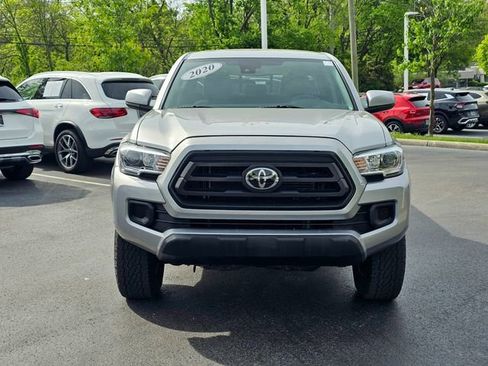 Used 2020 Toyota Tacoma SR AWD/4WD image 4