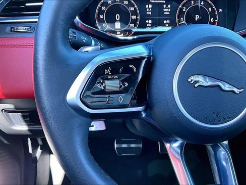 Used 2024 Jaguar XF R-Dynamic SE image 11