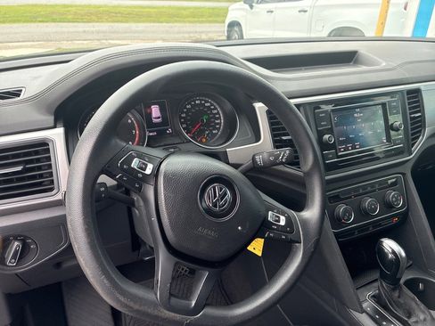 Used 2019 Volkswagen Atlas S FWD image 7