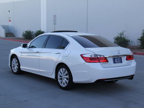 Used 2015 Honda Accord EX-L image 7
