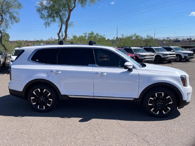 Used 2024 Kia Telluride SX Prestige w/ Towing Package AWD/4WD image 26