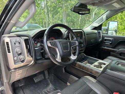 Used 2016 GMC Sierra 2500 Denali w/ Duramax Plus Package AWD/4WD image 18