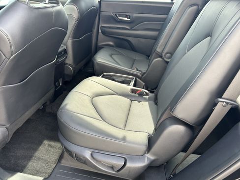Certified 2026 Toyota Grand Highlander AWD image 18