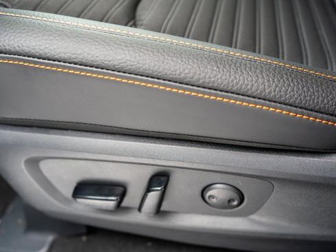 New 2026 Nissan Pathfinder SV image 16