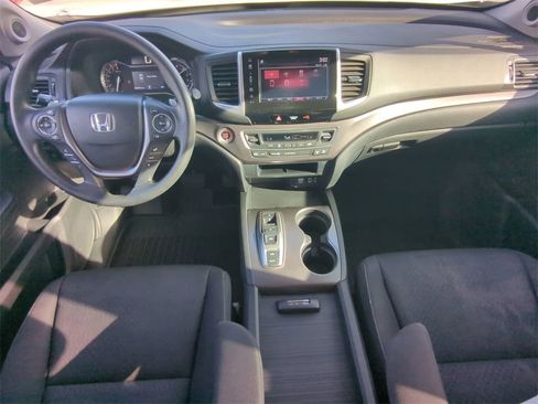 Used 2020 Honda Ridgeline Sport image 14