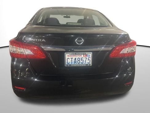Used 2015 Nissan Sentra S image 36