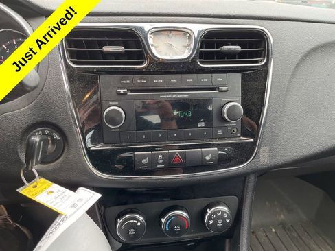 Used 2014 Chrysler 200 LX image 11