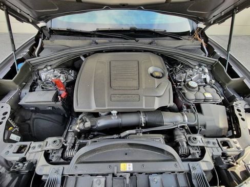 Used 2026 Jaguar F-PACE R-Dynamic S AWD/4WD image 9
