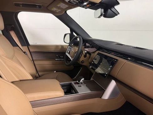 New 2026 Land Rover Range Rover SE image 33