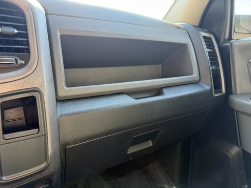 Used 2017 RAM 2500 Tradesman w/ Power & Remote Entry Group RWD image 32