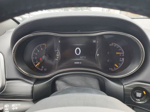 Used 2020 Jeep Grand Cherokee Limited X image 28