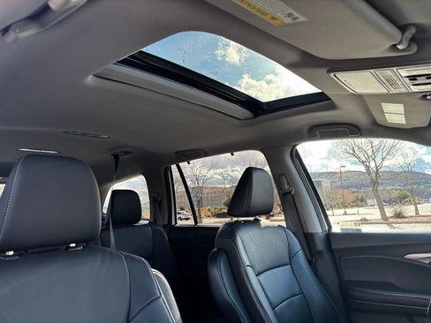 Used 2021 Honda Pilot Special Edition image 40