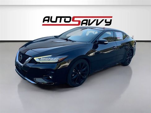 Used 2019 Nissan Maxima SR w/ Premium Package image 3