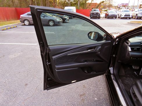 Used 2025 Toyota Camry XSE image 13