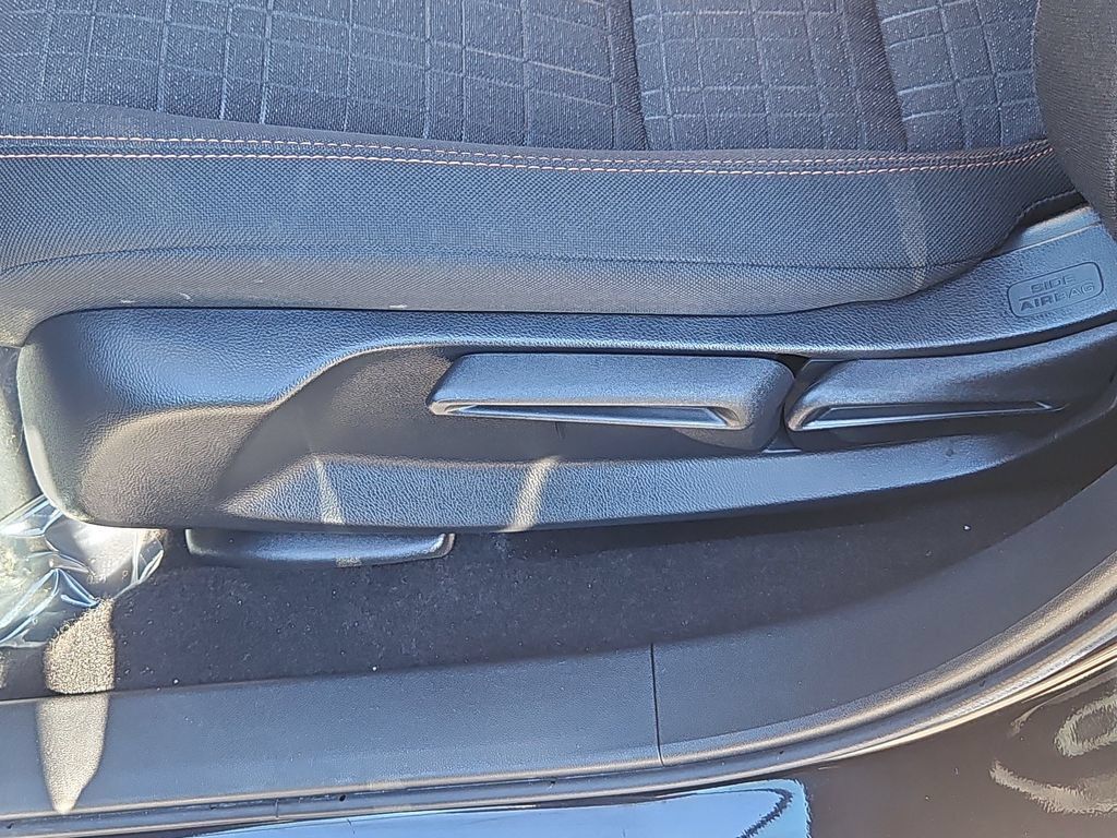 Certified 2024 Honda HR-V Sport image 18