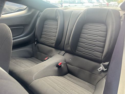 Used 2016 Ford Mustang GT RWD image 29