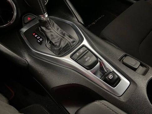 Used 2021 Chevrolet Camaro LT w/ RS Package image 41