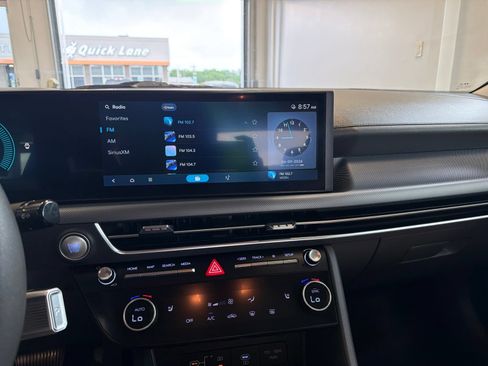 Used 2025 Hyundai Sonata SEL FWD image 23