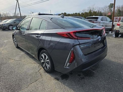 Used 2017 Toyota Prius Prime Plus image 2