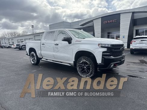 Used 2020 Chevrolet Silverado 1500 LT Trail Boss image 1