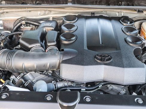 Certified 2019 Toyota 4Runner SR5 Premium image 14