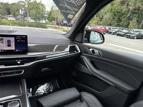 Used 2026 BMW X5 M60i image 16