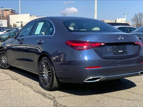 Used 2025 Mercedes-Benz C 300 4MATIC Sedan image 10