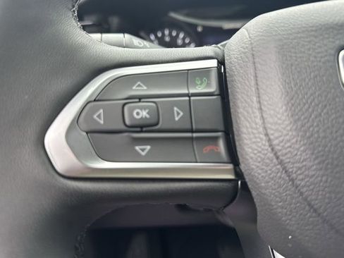 New 2026 Jeep Compass Latitude image 26