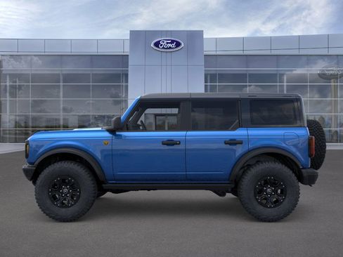 New 2026 Ford Bronco Badlands AWD/4WD image 3