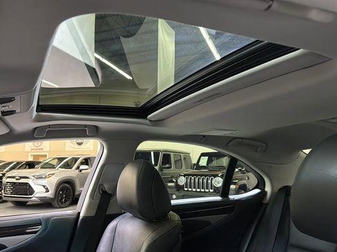 Used 2015 Lexus LS 460 image 16