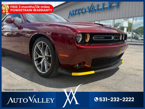 Used 2022 Dodge Challenger GT RWD image 10