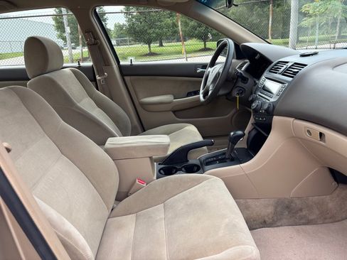 Used 2007 Honda Accord LX image 10