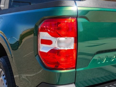 New 2025 Ford Maverick XL w/ Equipment Group 101A image 19