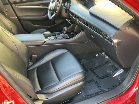 Used 2024 MAZDA MAZDA3 s FWD image 24