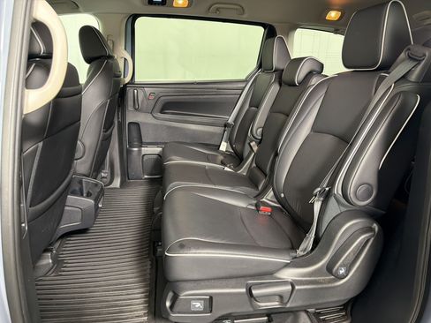 Used 2025 Honda Odyssey Touring image 21