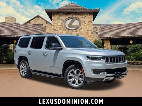 Used 2023 Jeep Wagoneer Series II w/ Convenience Group I AWD/4WD image 1
