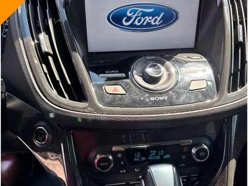 Used 2015 Ford Escape Titanium w/ Equipment Group 301A FWD image 11