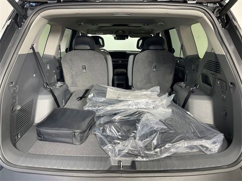 New 2026 Kia EV9 Light image 18