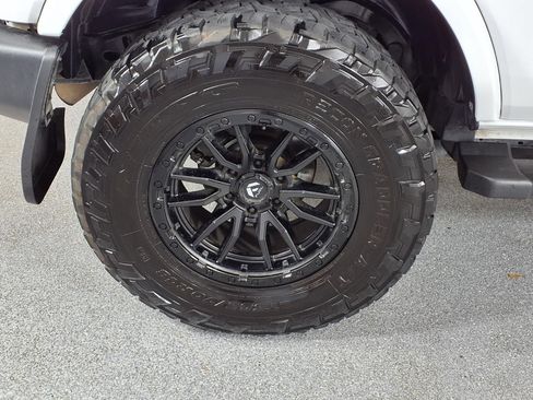 Used 2023 Ford Bronco Outer Banks AWD/4WD image 6
