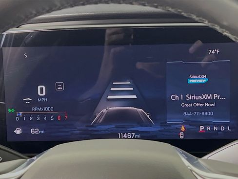 Used 2025 Chevrolet Suburban High Country image 22